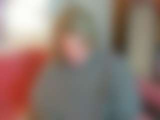 Live cam show with Michele - Green Eyes on TottyGirls