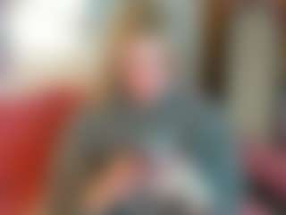 Live cam show with Michele - Blonde Hair Shaved Pussy on hrnylive.com
