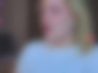 Live cam show with Michele - Tease Big Tits on SquirtSoMuch