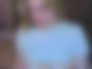 Live cam show with Michele - Squirt on Uber Horny