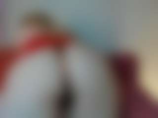 Live cam show with Michele - Control on TeamSkeetLive