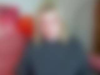 Live cam show with Michele - Control on Dolls Live