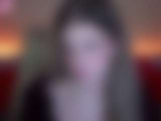 Live cam show with SandyLay - Nipple Piercings on CamSextacy