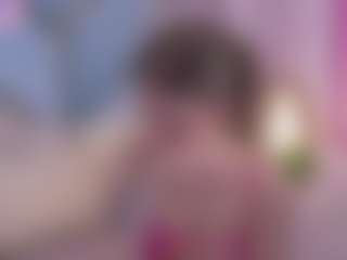 Live-camshow met SandyLay - Nipple Piercings op Camsoda
