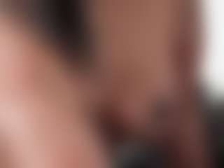Yourhighnesstee's Live Sex Cam Show