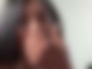 Yourhighnesstee's Live Sex Cam Show
