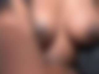Yourhighnesstee's Live Sex Cam Show
