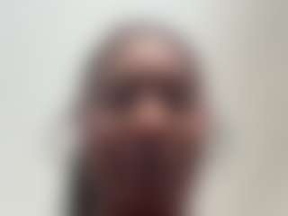 Yourhighnesstee's Live Sex Cam Show