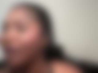 Yourhighnesstee's Live Sex Cam Show