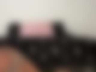 Yourhighnesstee's Live Sex Cam Show
