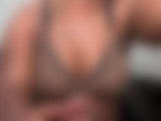Yourhighnesstee's Live Sex Cam Show