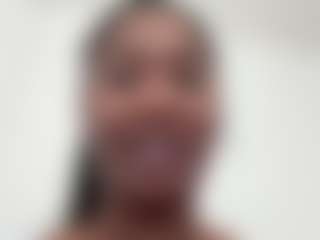 Yourhighnesstee's Live Sex Cam Show