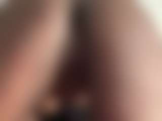 Yourhighnesstee's Live Sex Cam Show
