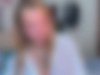 Live cam show with EvaColins - Blowjob on crypto-cams