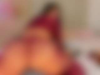 RoseMarie's Live Sex Cam Show