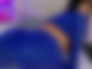Live cam show with RoseMarie - Blowjob on TeamSkeetLive