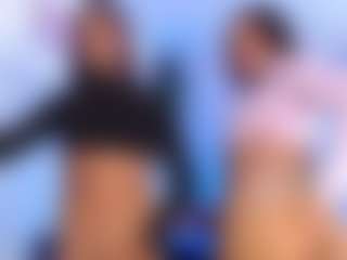 Live cam show with ALEXA AND KIM - Orgasm on Camsoda