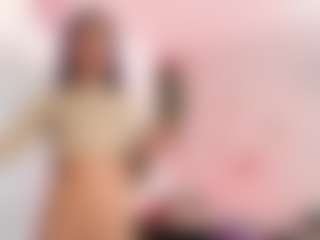 Live cam show with ALEXA AND KIM - Average on AdultVida.com