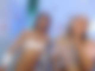 Live cam show with ALEXA AND KIM - White on Hubzter Live | panama