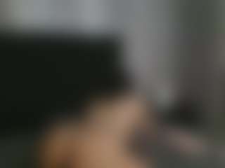 Alicee-Moonn's Live Sex Cam Show