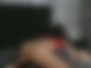 Alicee-Moonn's Live Sex Cam Show