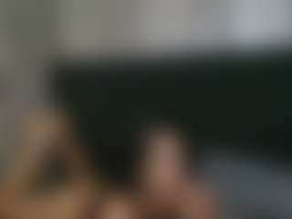 Alicee-Moonn's Live Sex Cam Show