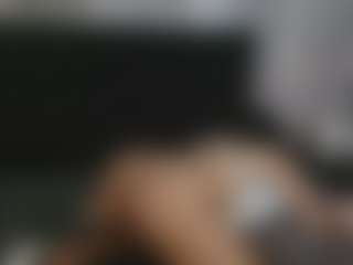 Alicee-Moonn's Live Sex Cam Show