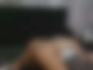 Alicee-Moonn's Live Sex Cam Show