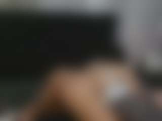 Alicee-Moonn's Live Sex Cam Show