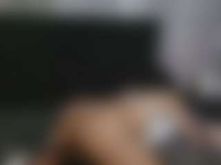 Alicee-Moonn's Live Sex Cam Show