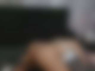 Alicee-Moonn's Live Sex Cam Show