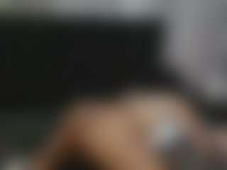 Alicee-Moonn's Live Sex Cam Show