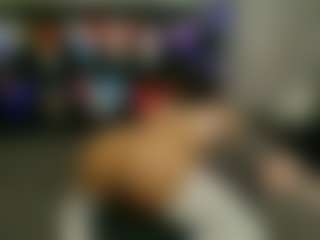 Alicee-Moonn's Live Sex Cam Show