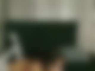 Alicee-Moonn's Live Sex Cam Show
