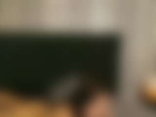 Alicee-Moonn's Live Sex Cam Show
