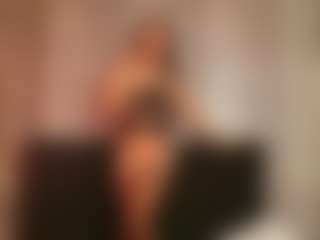 Alicee-Moonn's Live Sex Cam Show