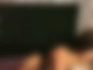 Alicee-Moonn's Live Sex Cam Show
