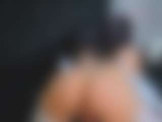 Alicee-Moonn's Live Sex Cam Show