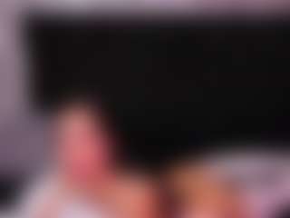 Alicee-Moonn's Live Sex Cam Show
