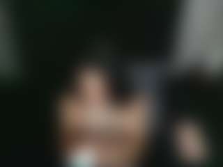 Alicee-Moonn's Live Sex Cam Show