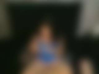 Alicee-Moonn's Live Sex Cam Show