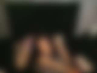 Alicee-Moonn's Live Sex Cam Show