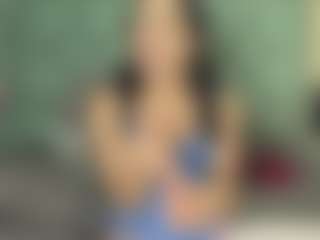 Alicee-Moonn's Live Sex Cam Show