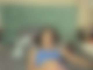 Alicee-Moonn's Live Sex Cam Show