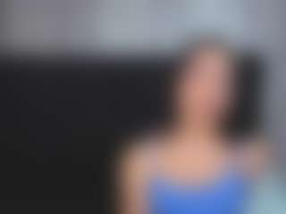 Live cam show with Alicee-Moonn - White on Uber Horny | colombia