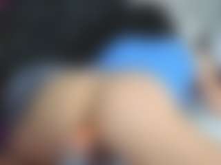 Alicee-Moonn's Live Sex Cam Show