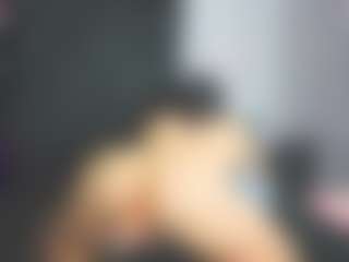 Alicee-Moonn's Live Sex Cam Show