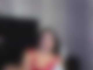 Live cam show with Alicee-Moonn - Black Hair on Uber Horny