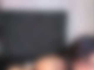 Live cam show with Alicee-Moonn - White on Milfs Live | colombia