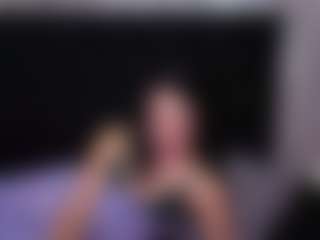 Alicee-Moonn's Live Sex Cam Show